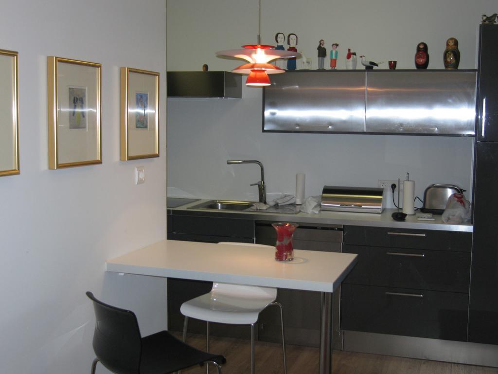 Hverfisgata Apartment Ρέυκιαβικ Δωμάτιο φωτογραφία